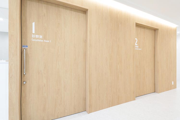 診察室入口